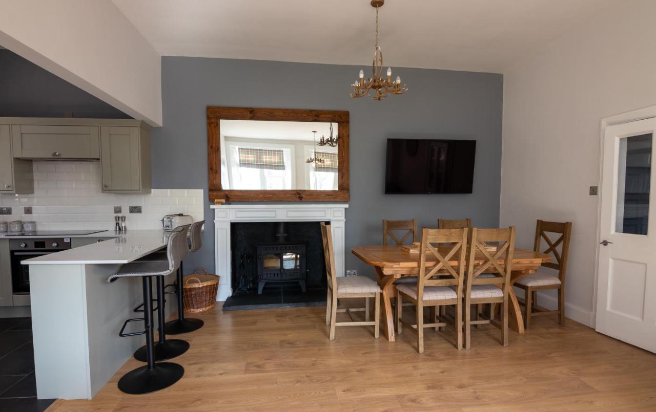 Laundry Cottage: Drumlanrig Castle Thornhill  Exteriör bild